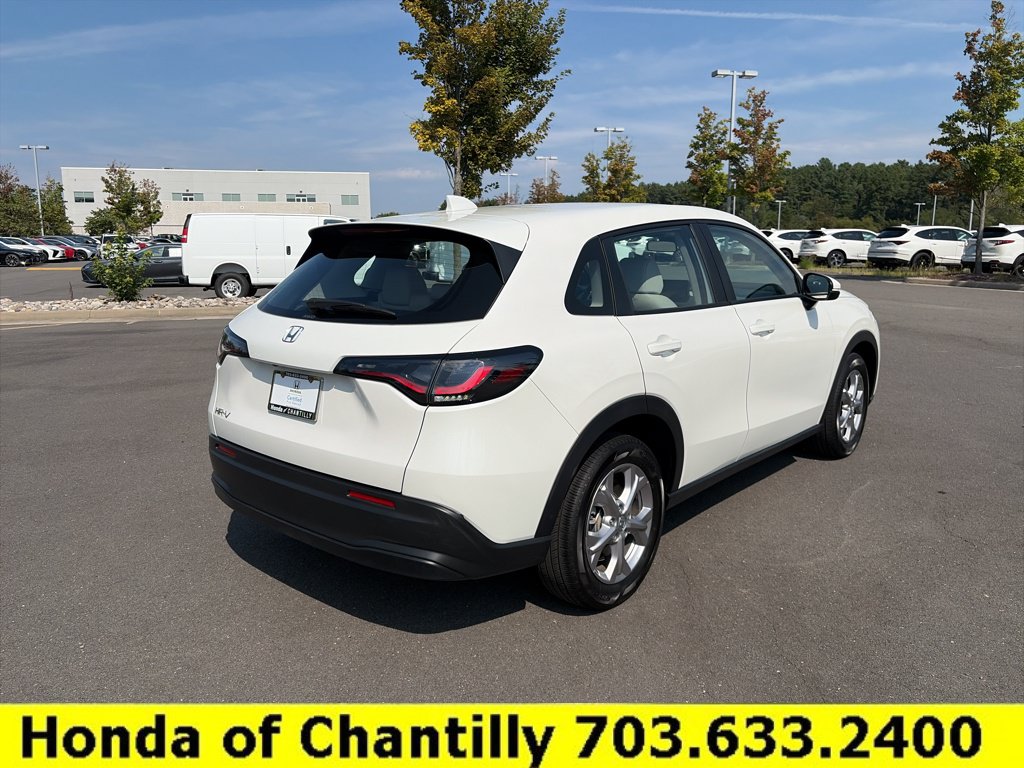 Used 2024 Honda HR-V LX image 7