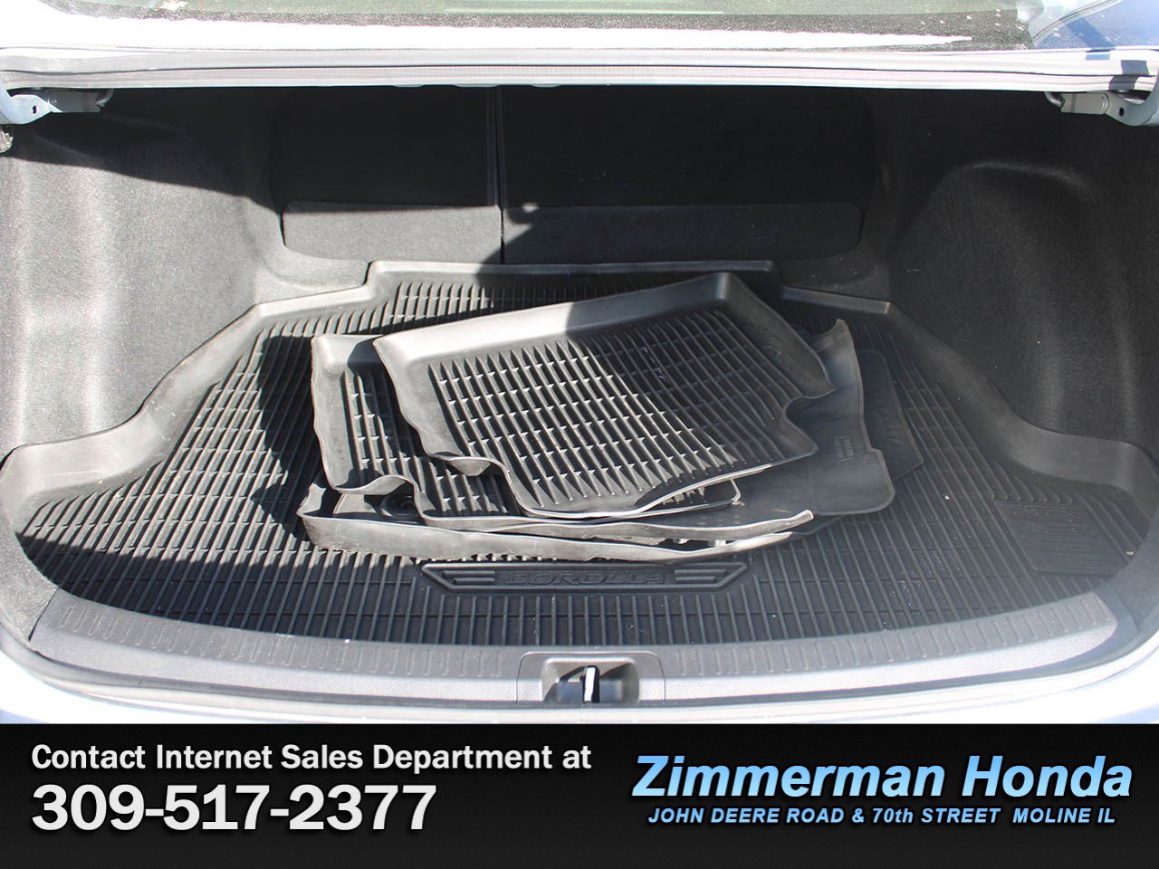 Used 2023 Toyota Corolla LE image 6