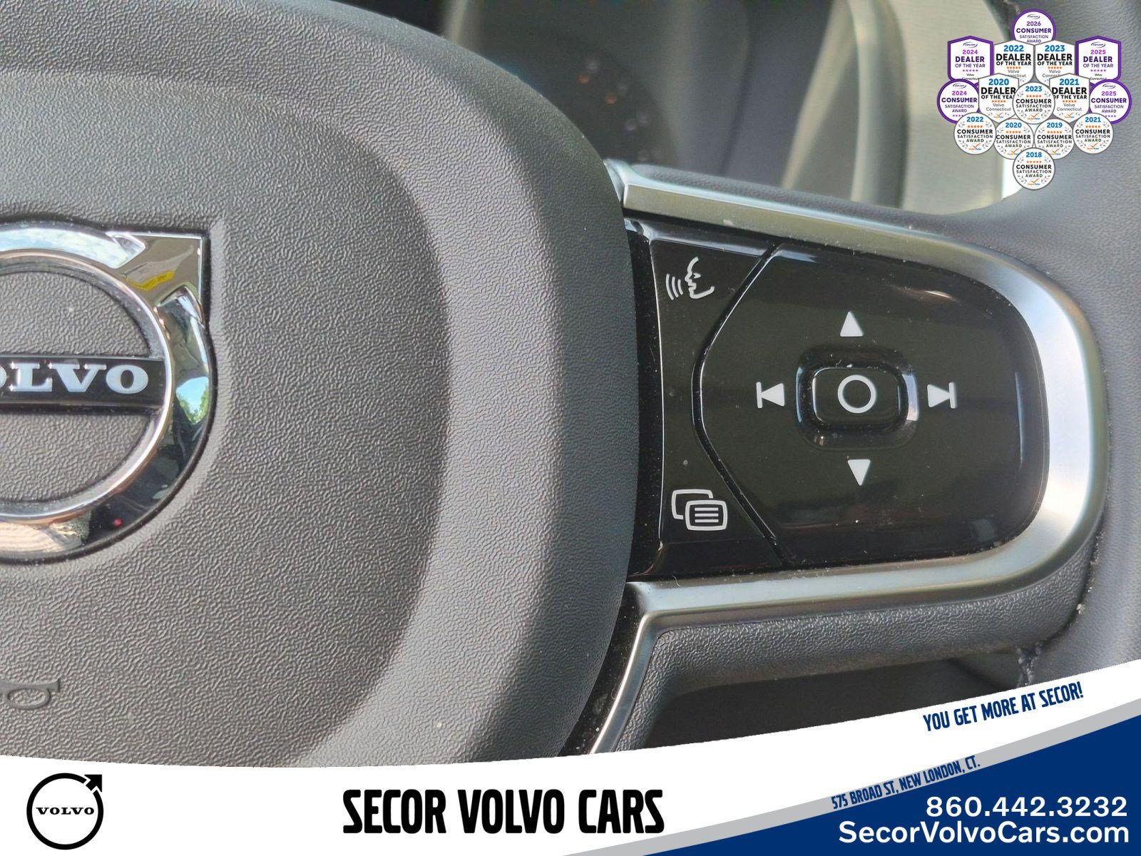 Used 2024 Volvo XC90 B5 Core w/ Protection Package Premier AWD/4WD image 21