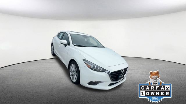Used 2017 MAZDA MAZDA3 Grand Touring image 2