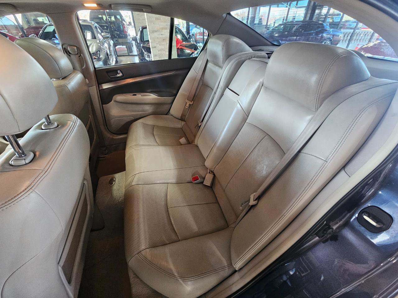 Used 2010 INFINITI G37 Journey w/ Premium Pkg image 18