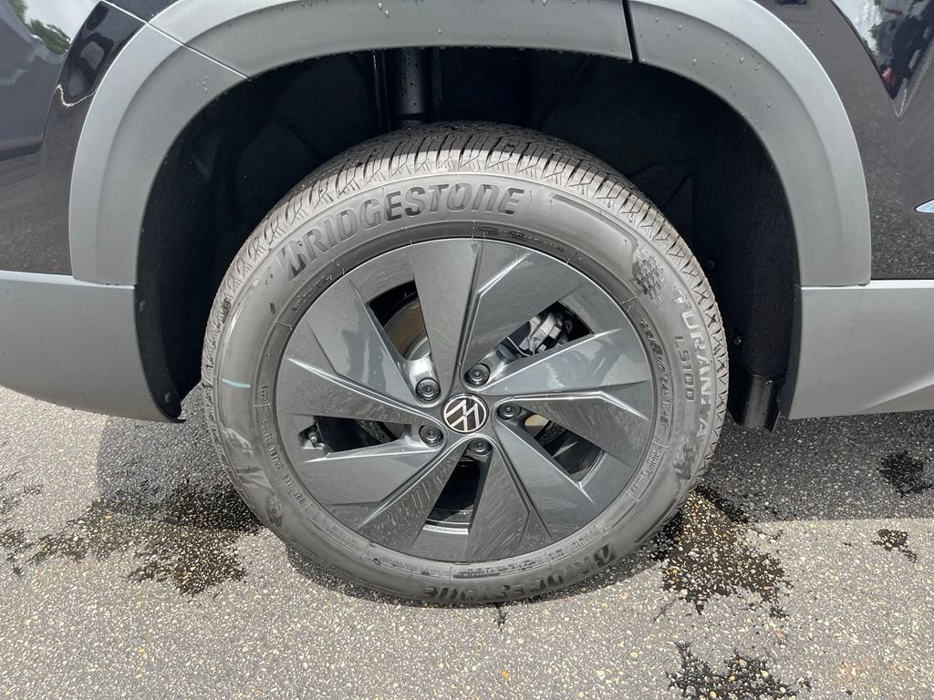 New 2026 Volkswagen Taos S FWD image 27