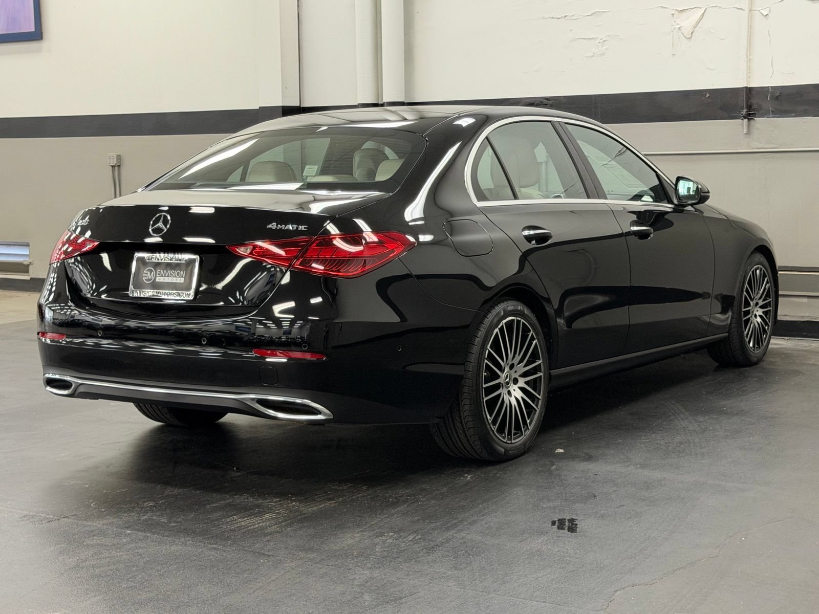 Used 2023 Mercedes-Benz C 300 4MATIC Sedan image 11