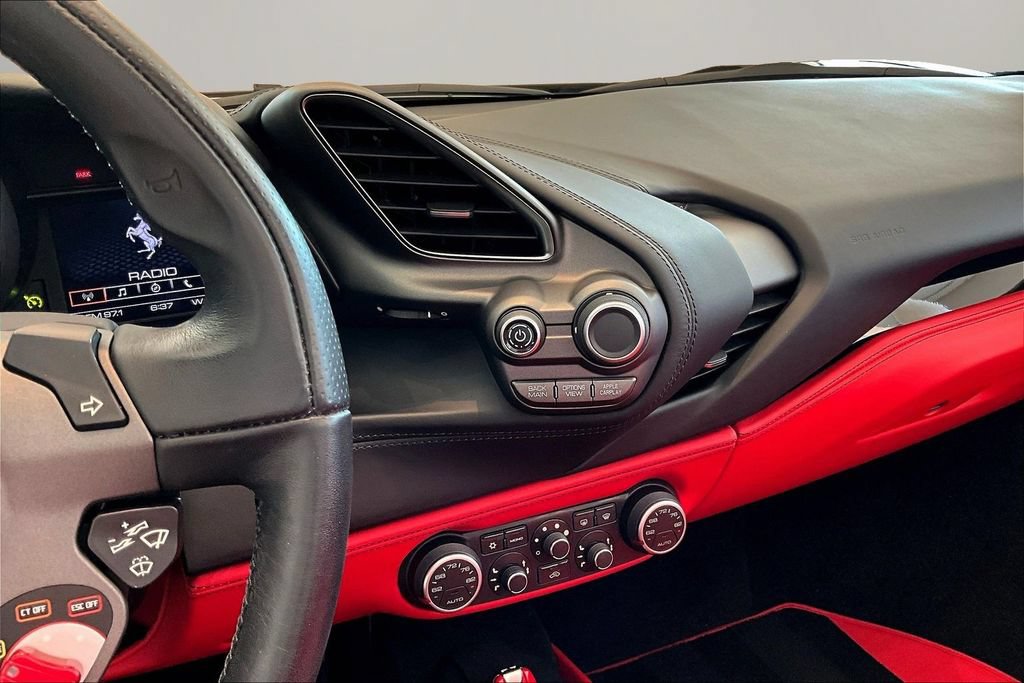 Used 2017 Ferrari 488 Spider RWD image 10