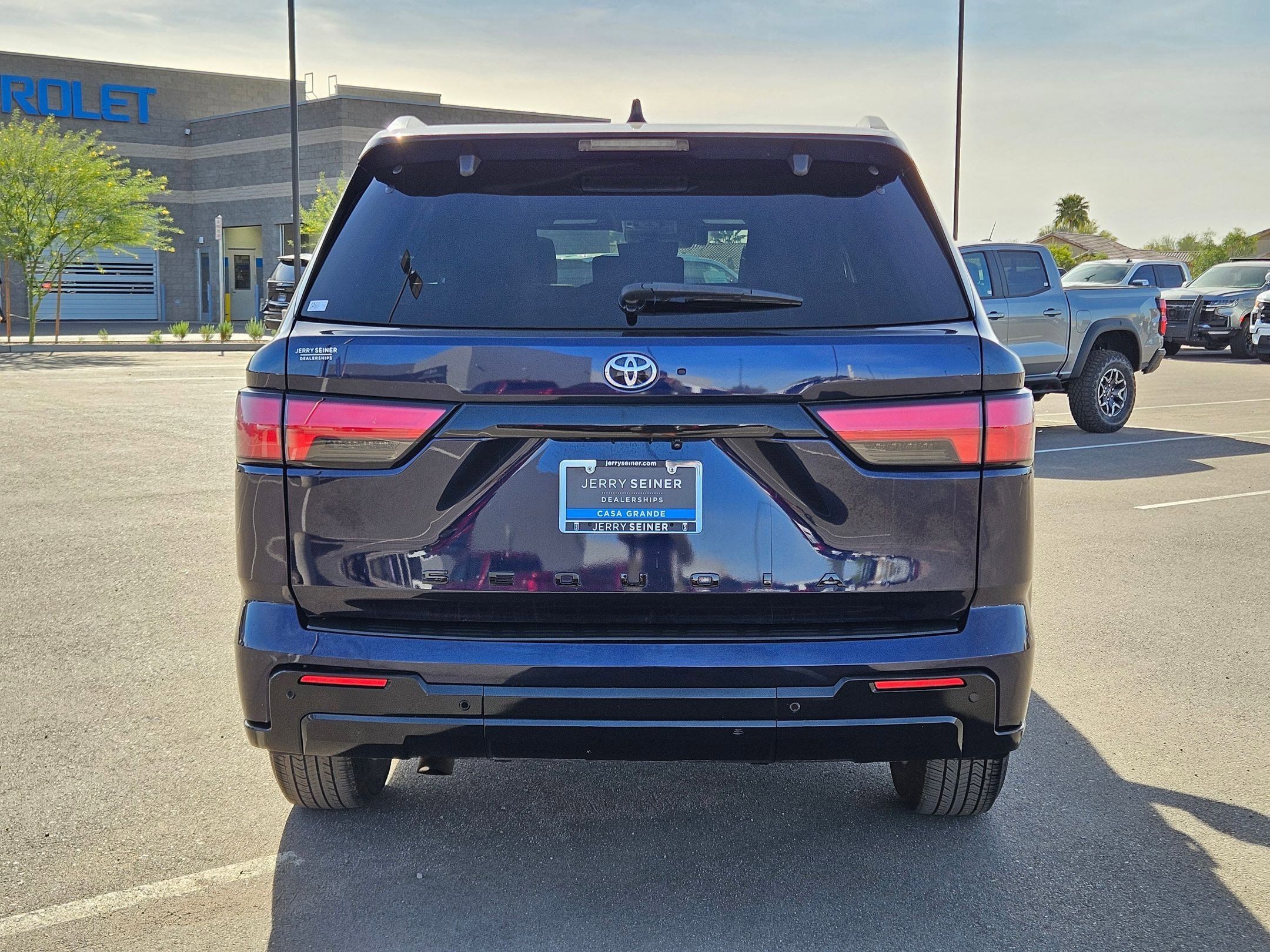 Used 2023 Toyota Sequoia Platinum image 5
