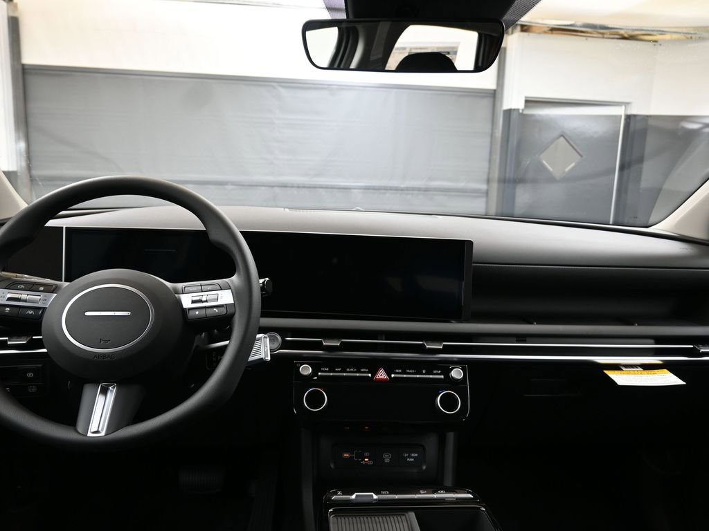 New 2026 Hyundai Tucson Blue SE image 22