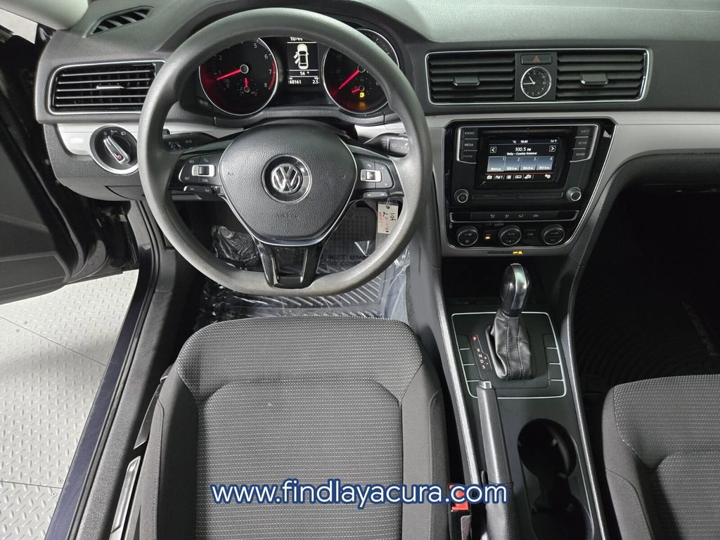 Used 2017 Volkswagen Passat 1.8T S image 14