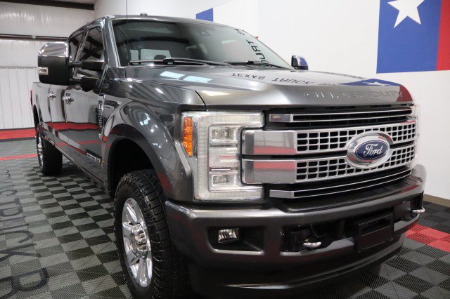 Used 2017 Ford F350 Platinum w/ Platinum Ultimate Package AWD/4WD image 14