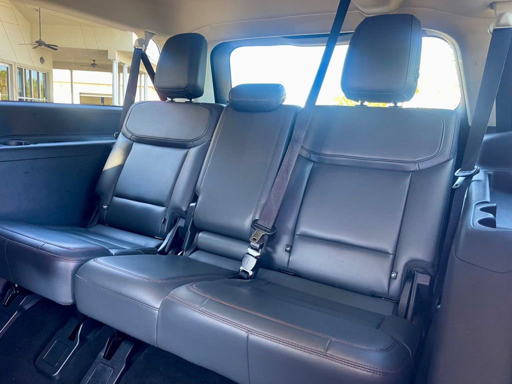Used 2025 Ford Expedition Max Active image 13