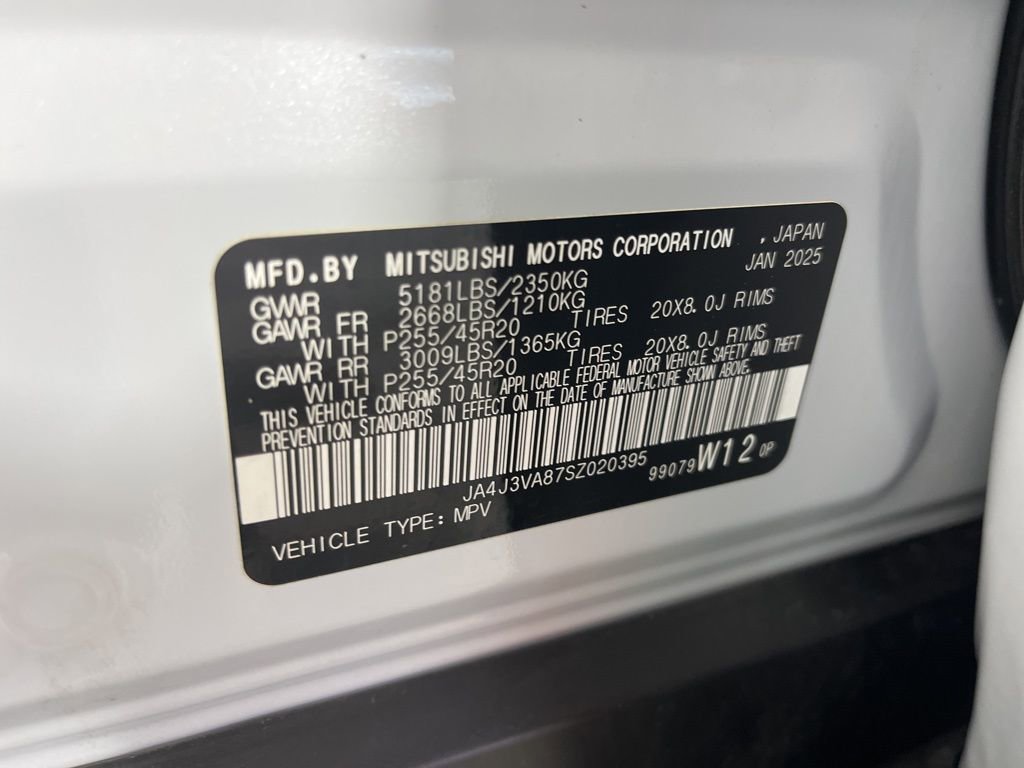Used 2025 Mitsubishi Outlander SE image 36
