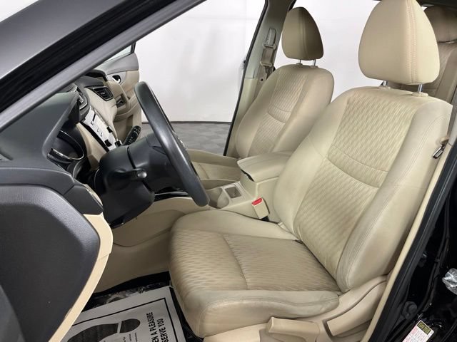 Used 2017 Nissan Rogue S FWD image 19