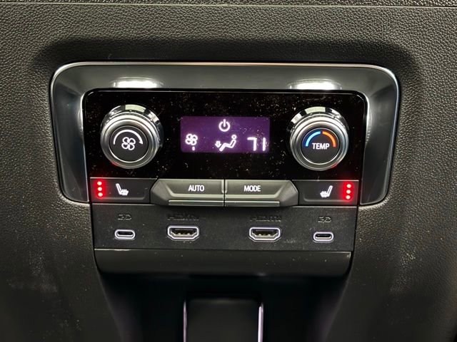 New 2026 GMC Yukon XL Denali w/ Denali Reserve Package image 9