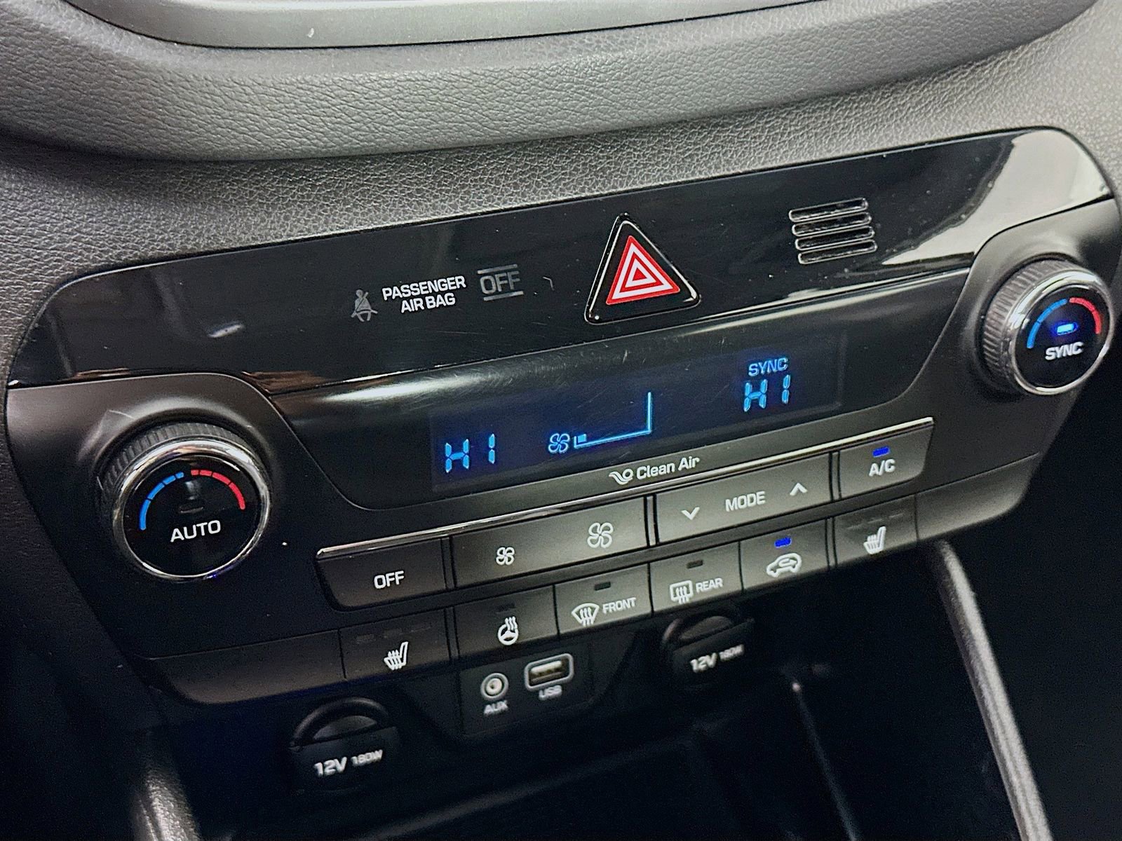 Used 2018 Hyundai Tucson Limited AWD/4WD image 16