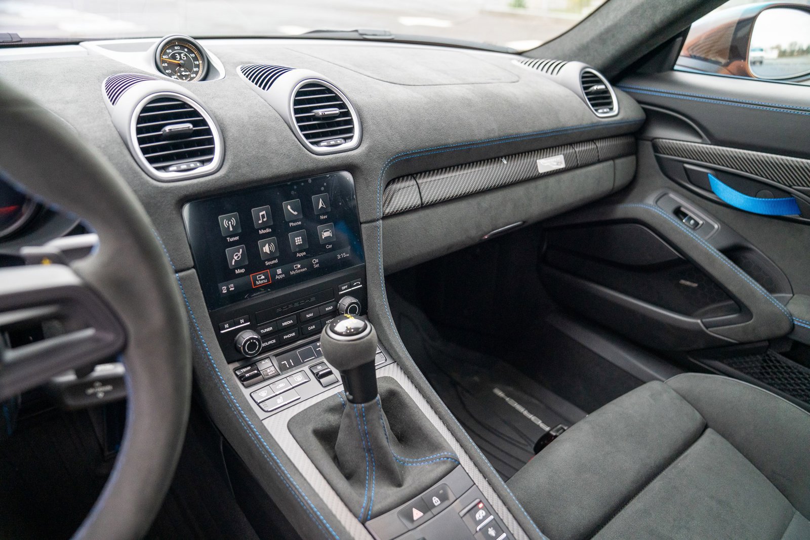 Certified 2025 Porsche 718 Cayman GT4 RS image 16