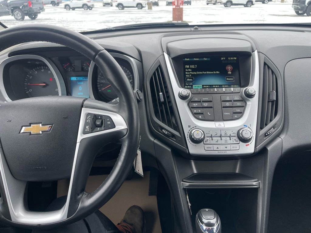 Used 2017 Chevrolet Equinox LT w/ Convenience Package image 14