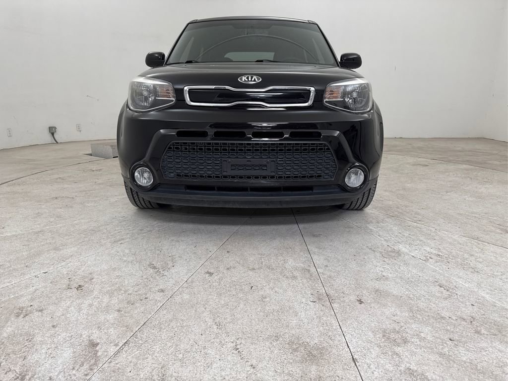 Used 2016 Kia Soul + image 9