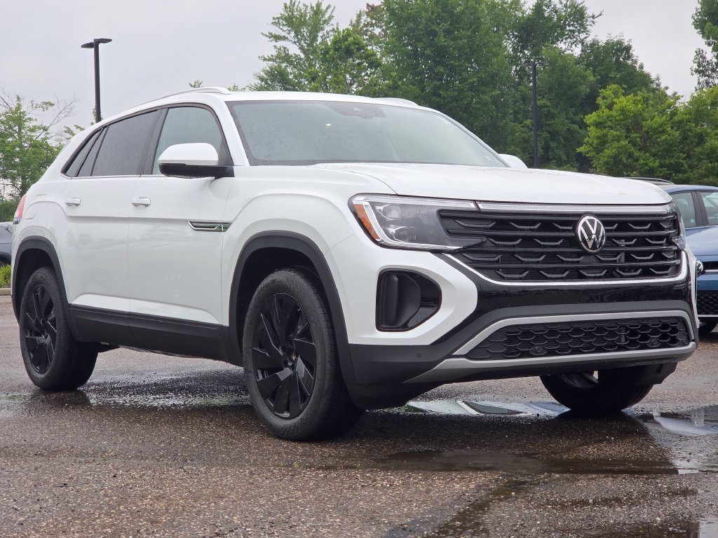 New 2026 Volkswagen Atlas Cross Sport SE AWD/4WD image 2