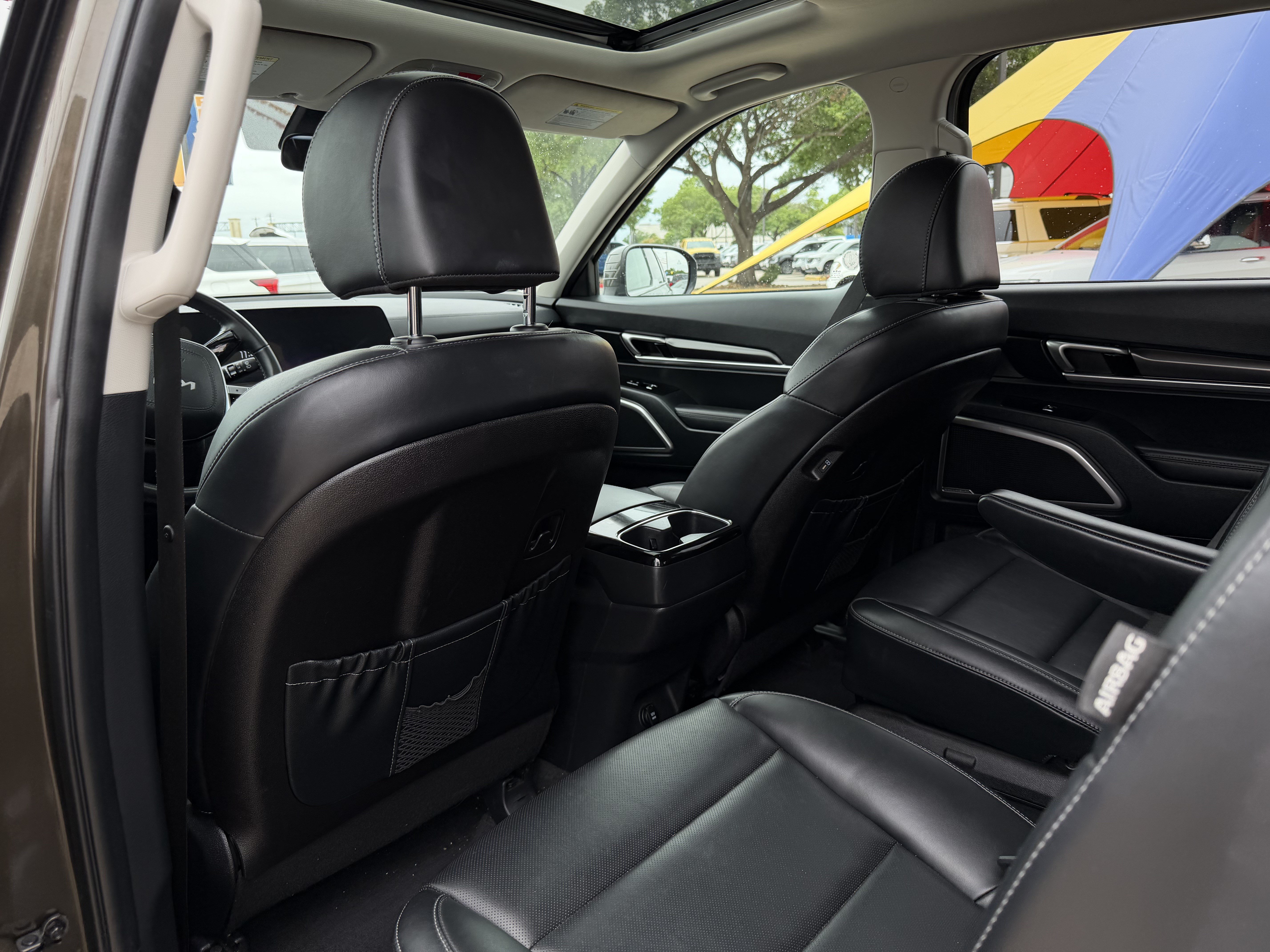 Used 2025 Kia Telluride S FWD image 13