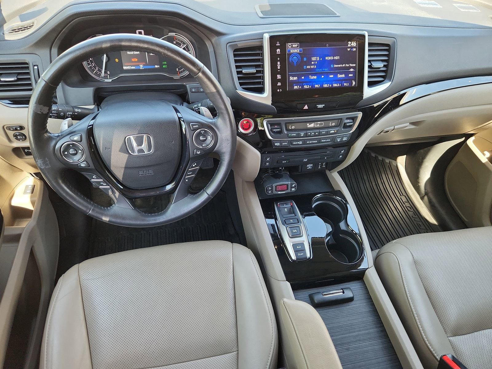Used 2017 Honda Pilot Elite image 12
