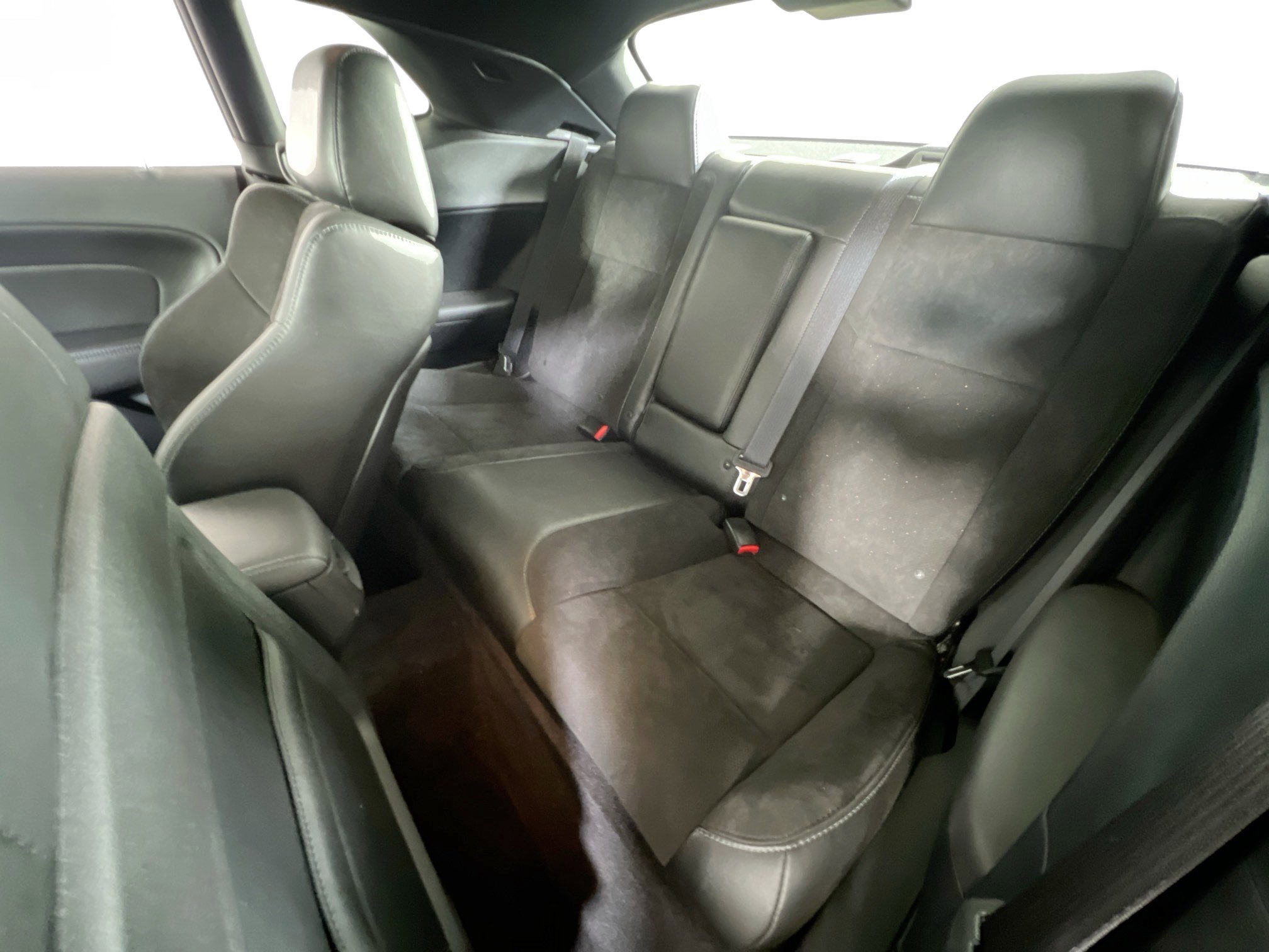 Used 2018 Dodge Challenger R/T Plus image 23