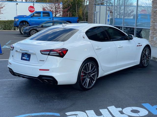Used 2023 Maserati Ghibli Trofeo image 11