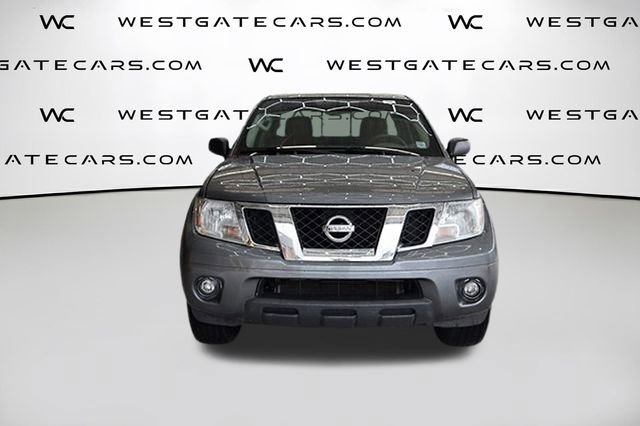 Used 2019 Nissan Frontier SV image 2