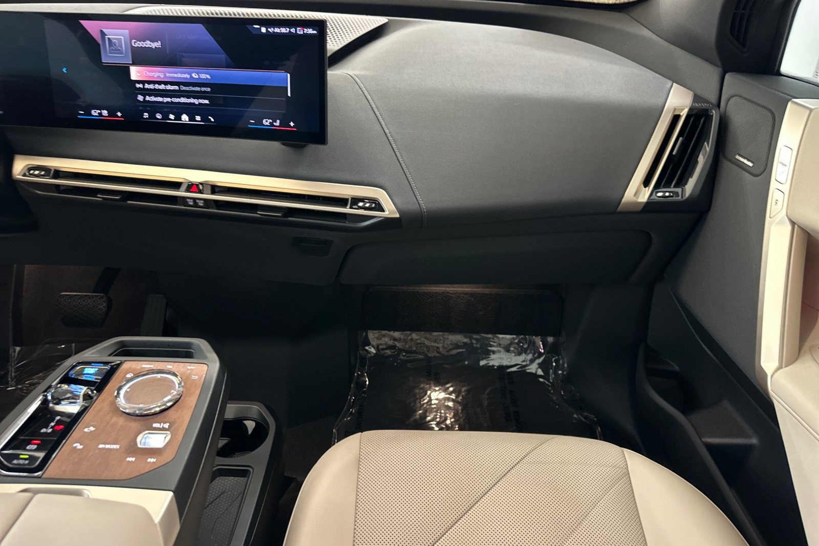 Certified 2024 BMW iX xDrive50 AWD/4WD image 34
