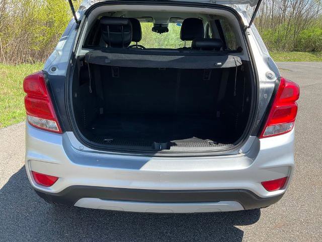 Used 2018 Chevrolet Trax LT w/ LT Convenience Package FWD image 25