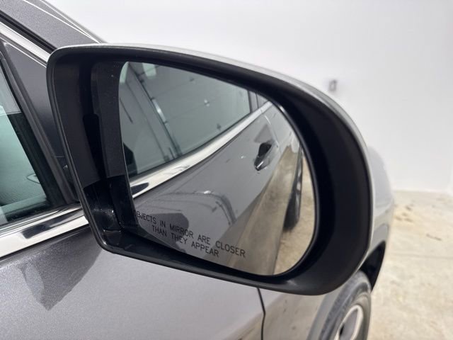 Used 2019 Jeep Cherokee Limited w/ Technology Group image 10