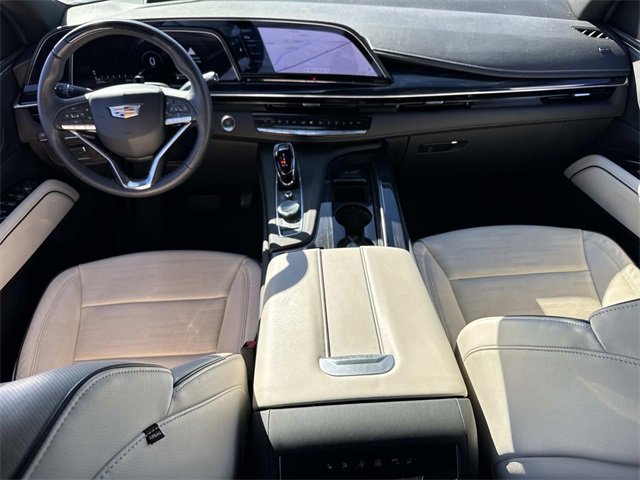 Used 2024 Cadillac Escalade Sport w/ LPO, ONYX Package image 21