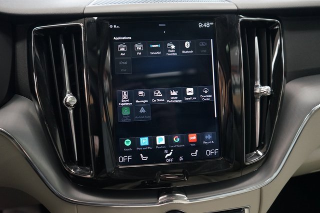 Used 2019 Volvo XC60 T5 Momentum w/ Multimedia Package image 40