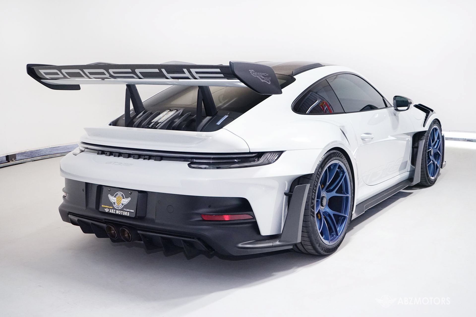 Used 2024 Porsche 911 GT3 RS RWD image 5