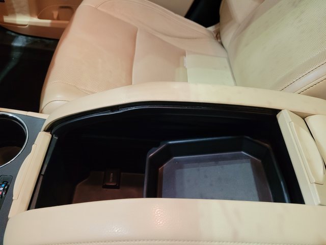 Used 2015 Toyota Highlander Limited image 41