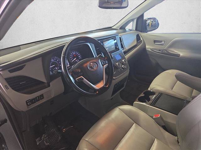 Used 2016 Toyota Sienna XLE w/ XLE Navigation Package AWD/4WD image 9