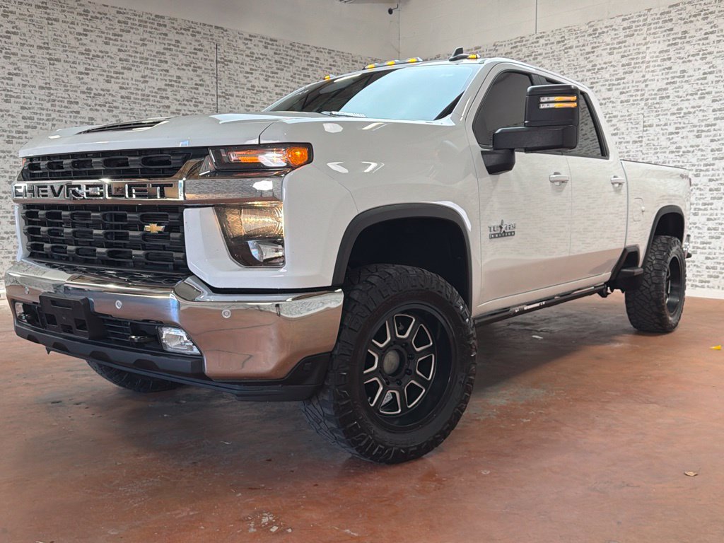 Used 2021 Chevrolet Silverado 2500 LT w/ Texas Edition AWD/4WD image 3