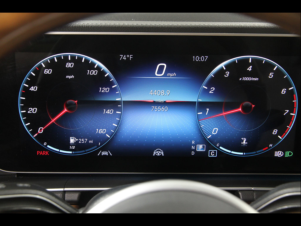Used 2021 Mercedes-Benz GLE 350 4MATIC image 9