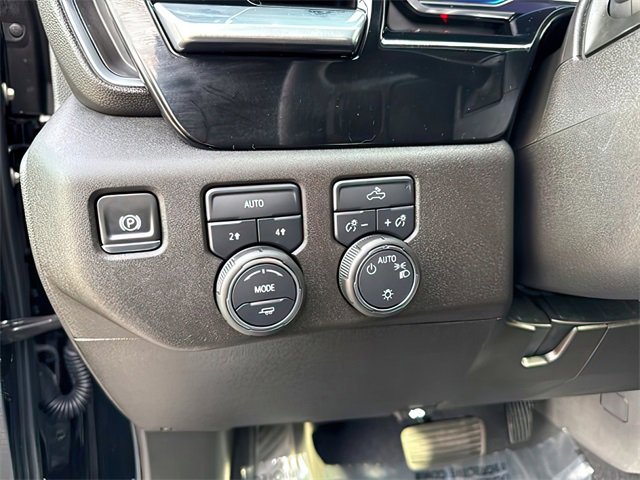 Used 2025 Chevrolet Silverado 1500 LT image 18