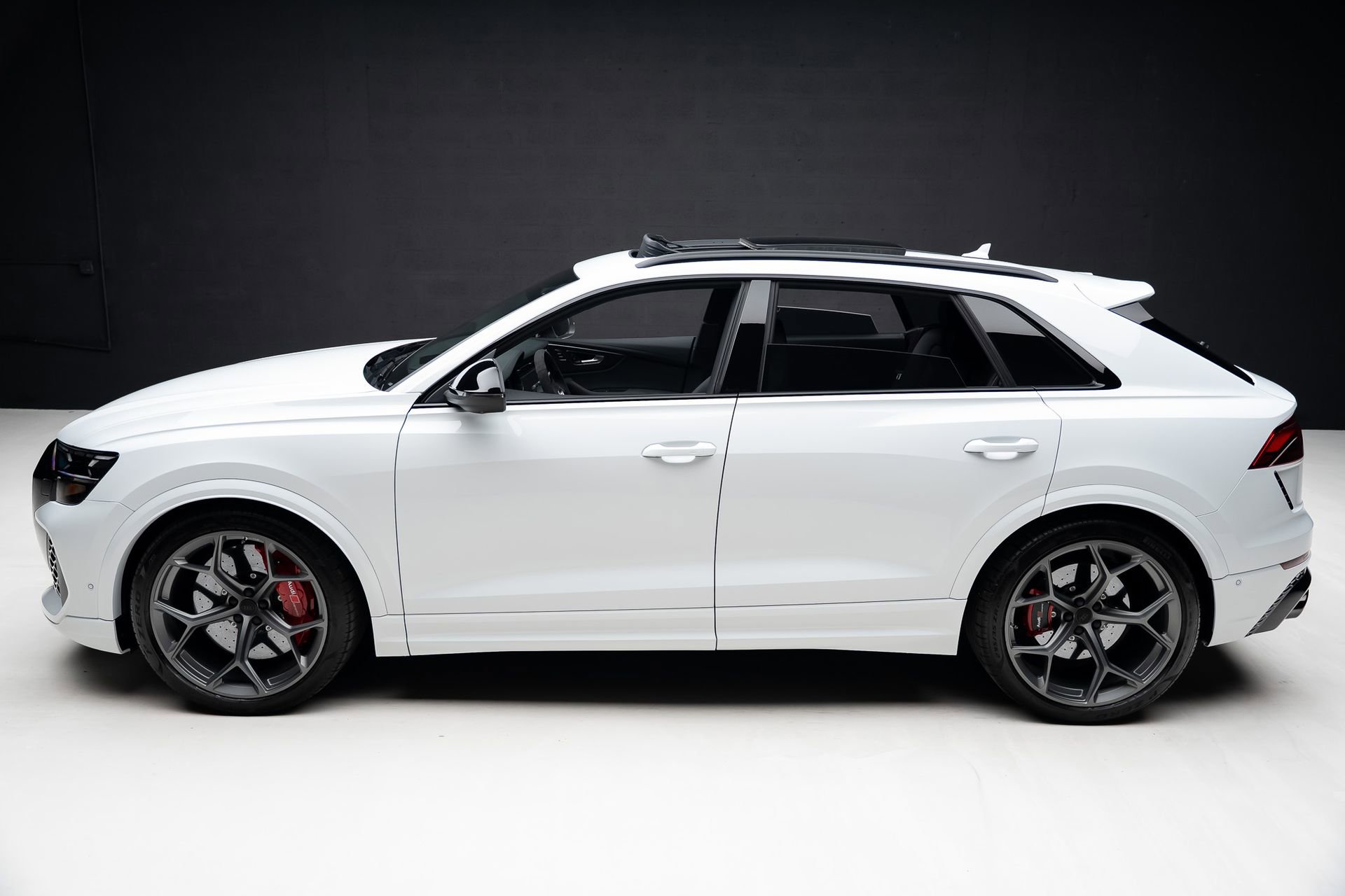Used 2026 Audi RS Q8 performance AWD/4WD image 16