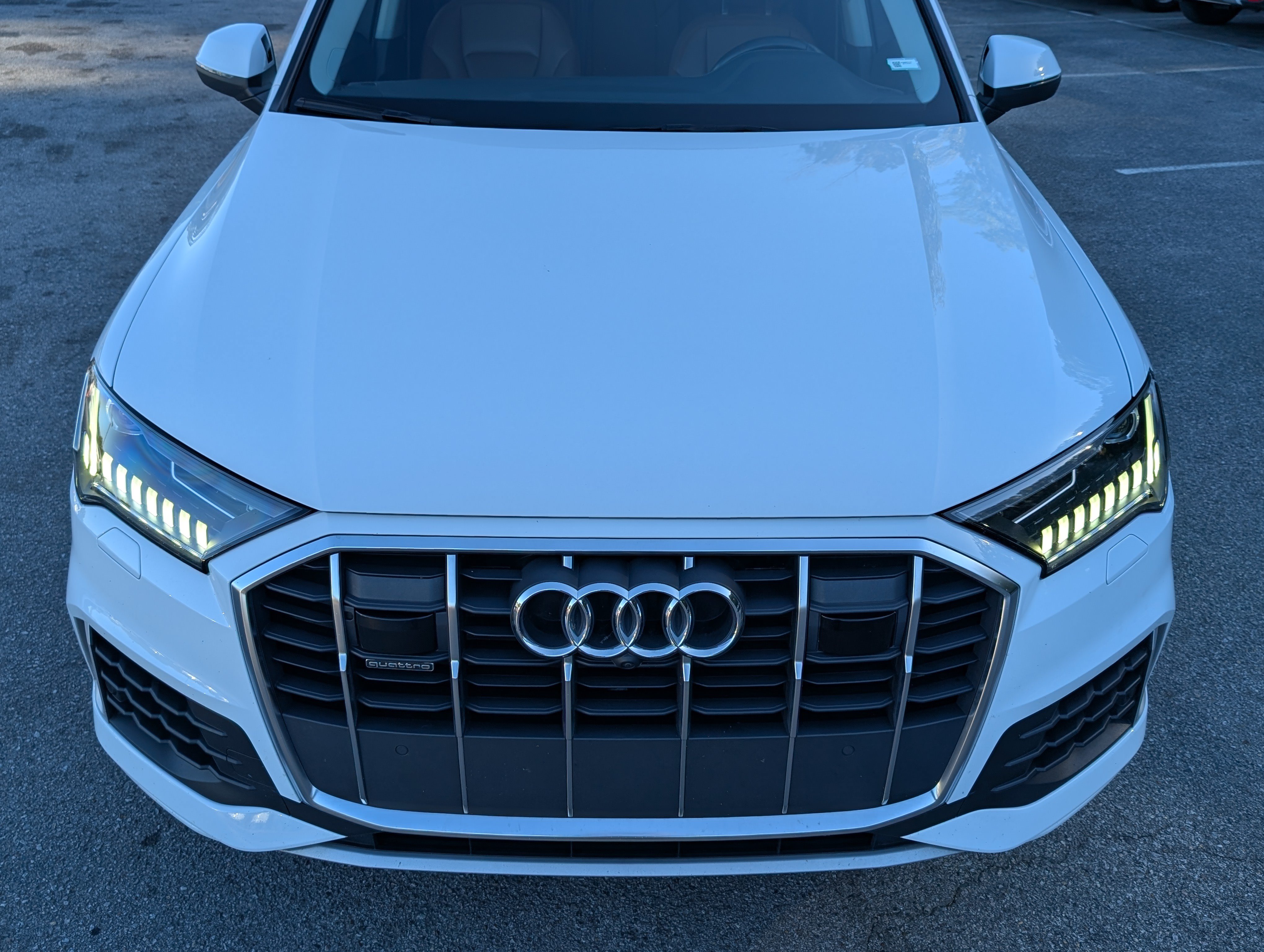 Used 2023 Audi Q7 2.0T Premium Plus w/ Premium Plus Package AWD/4WD image 12