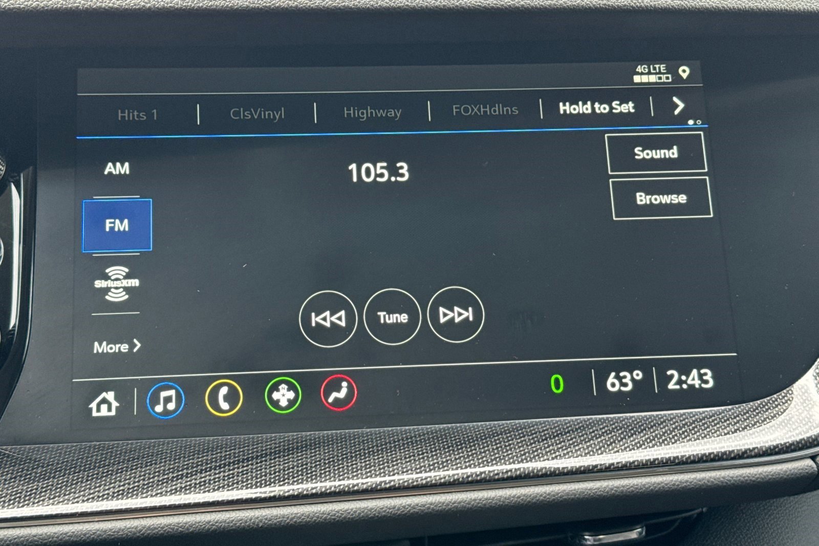 Used 2022 Buick Envision Preferred image 22