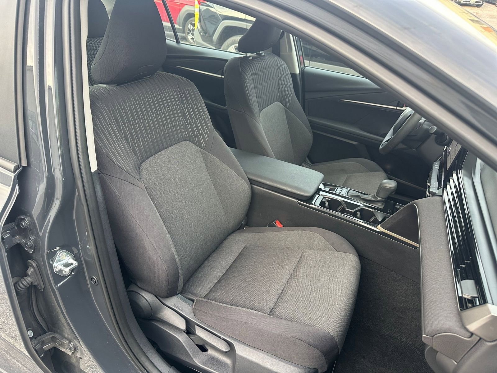 Used 2025 Toyota Camry LE image 35