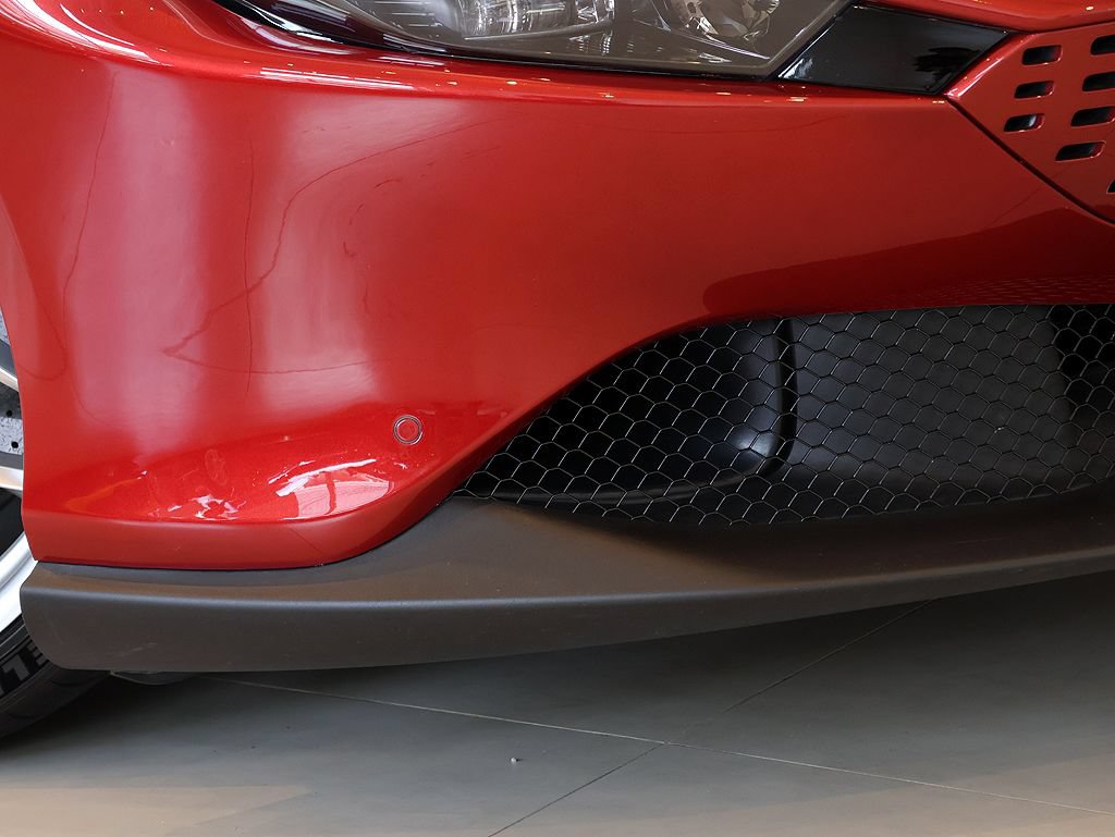 Certified 2022 Ferrari Roma RWD image 12