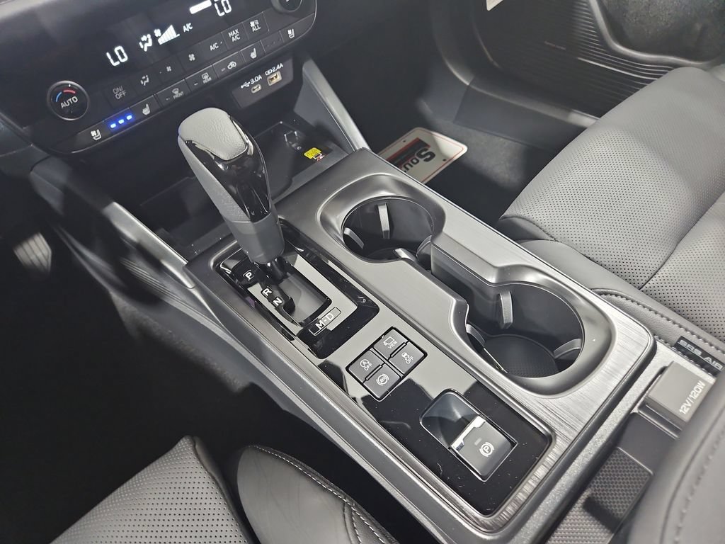 New 2026 Subaru Outback Touring AWD/4WD image 24