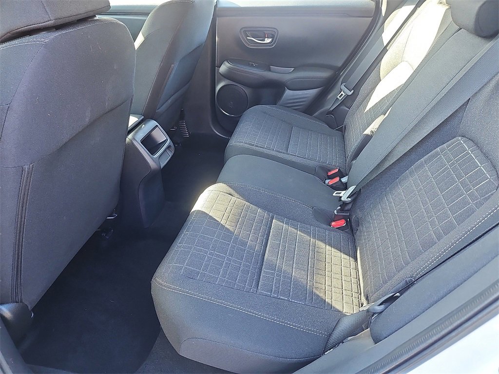 Certified 2025 Honda HR-V LX image 25