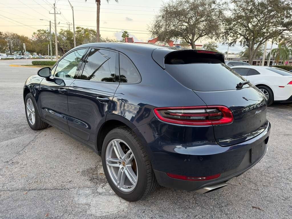 Used 2018 Porsche Macan image 3