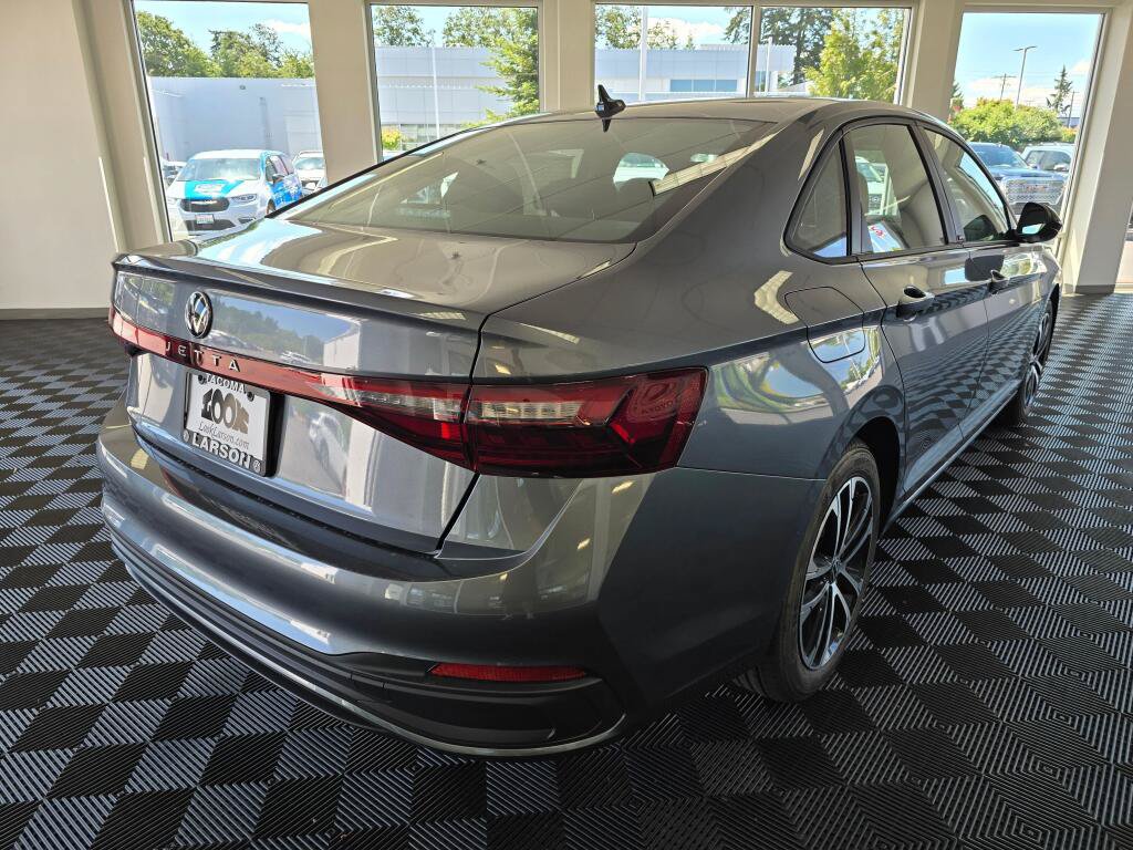New 2026 Volkswagen Jetta Sport FWD image 3