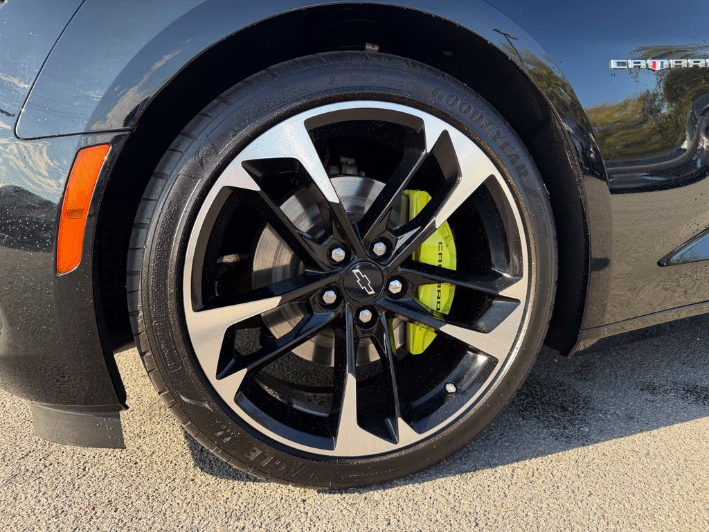 Used 2023 Chevrolet Camaro SS RWD image 35