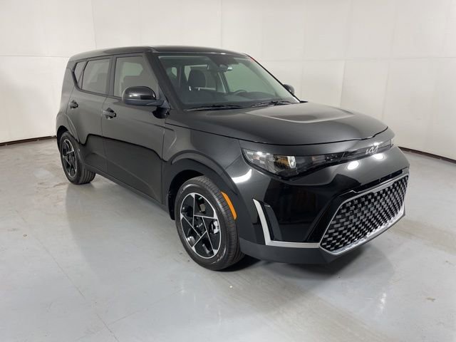 New 2025 Kia Soul EX image 2