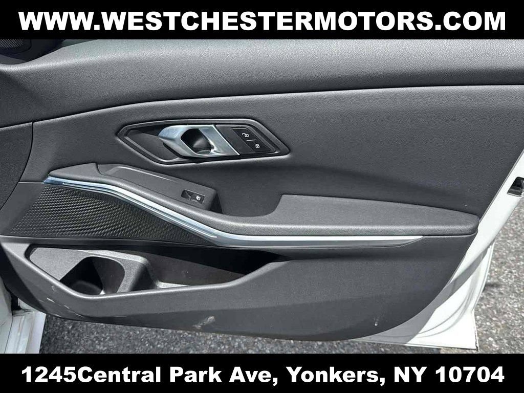 Used 2025 BMW 330i xDrive Sedan AWD/4WD image 13