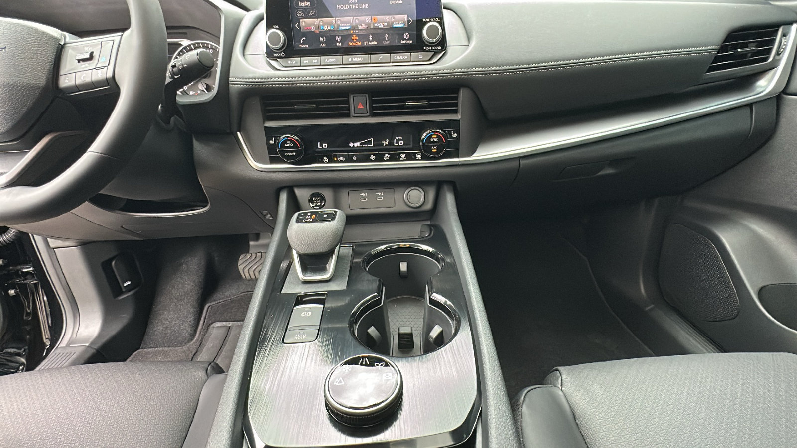 Certified 2026 Nissan Rogue Dark Armor AWD/4WD image 20